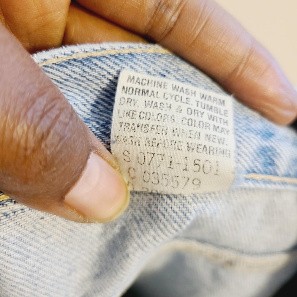 Brittania | Women's Vintage High Waist Light Wash Jeans (Size 18 Average) - Picture 6 of 14